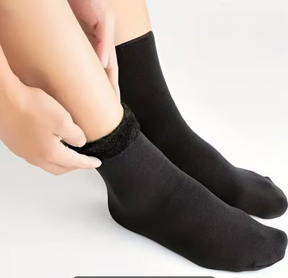 Black  Women’s Thermal Winter Socks