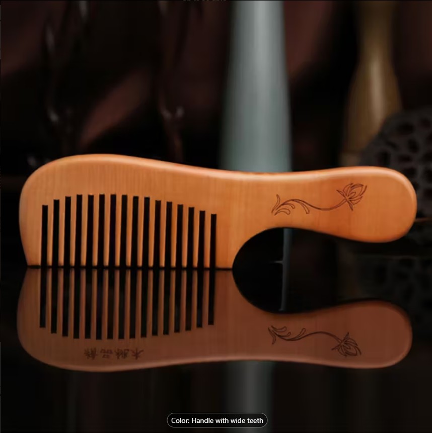 Thickened Durable Natural Peach Wood Comb